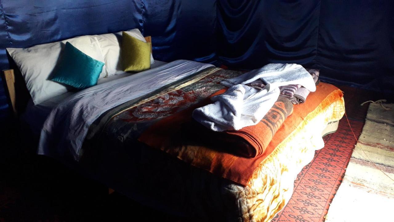 Bivouac Erg Znaigui Hotel Merzouga Quarto foto