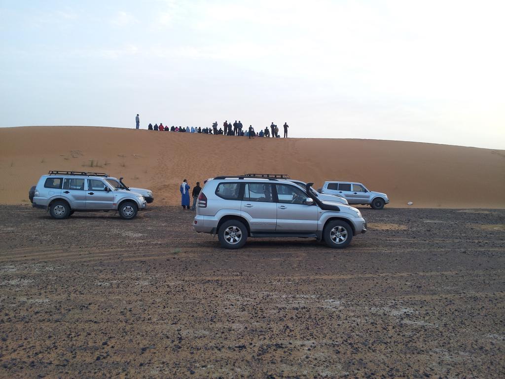 Bivouac Erg Znaigui Hotel Merzouga Exterior foto