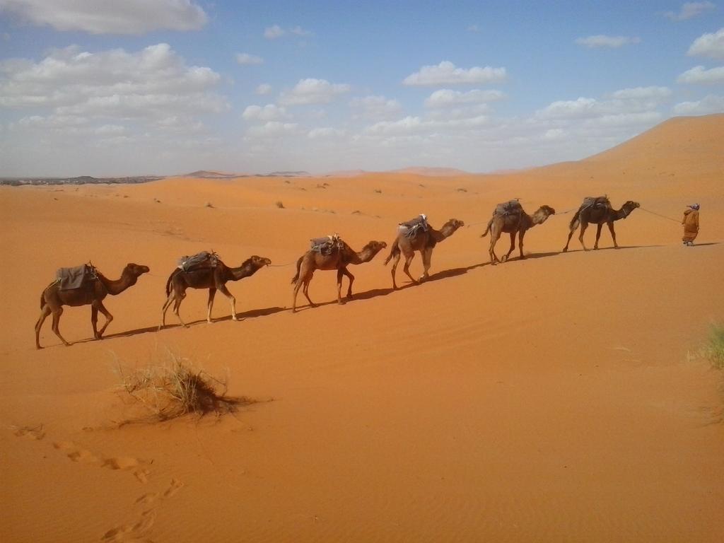 Bivouac Erg Znaigui Hotel Merzouga Exterior foto