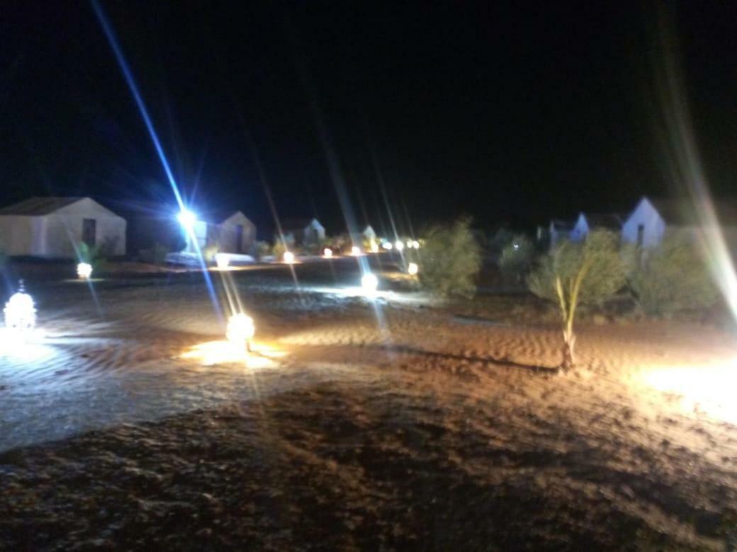 Bivouac Erg Znaigui Hotel Merzouga Exterior foto